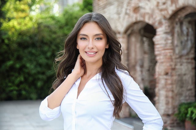 Neslihan Atagül