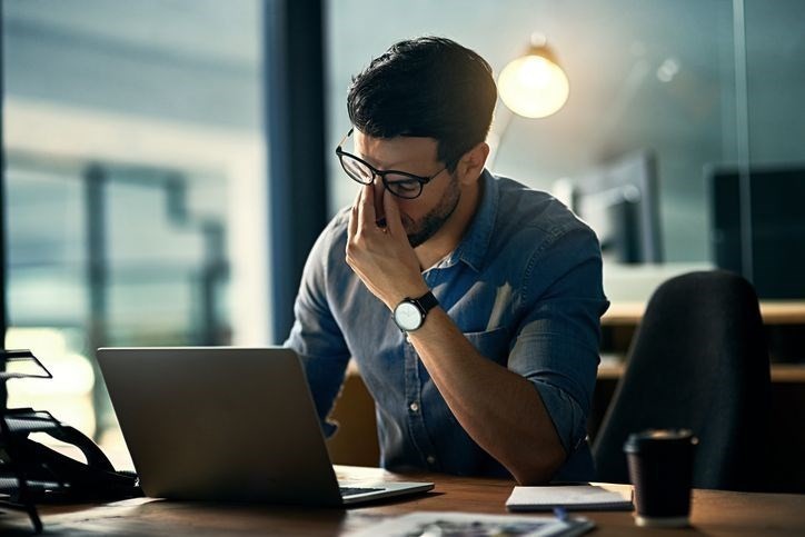 Okul / iş performansımda düşüş var. Yaptığım işlere konsantre olmakta güçlük çekiyorum.