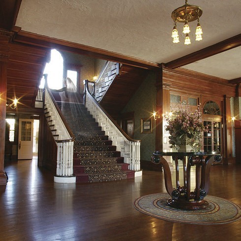  Stanley Oteli – Kolorado, ABD