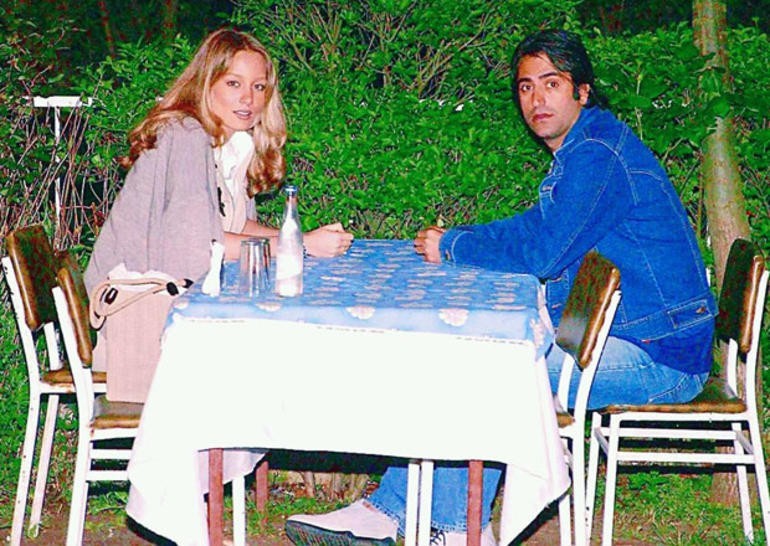 1- Bade İşçil, "Mahsun'dan ayrıldıktan sonra hayatında ne değişti?" sorusuna "Artık lahmacun yemiyorum..." cevabını vereli 10 yıl oldu.