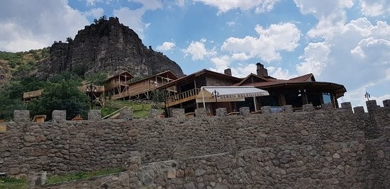9-Seben Kaya Evleri