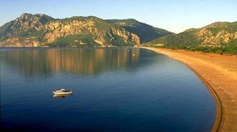 Uluabat Gölü