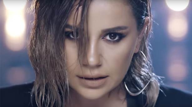 Vuracak - Merve Özbey
