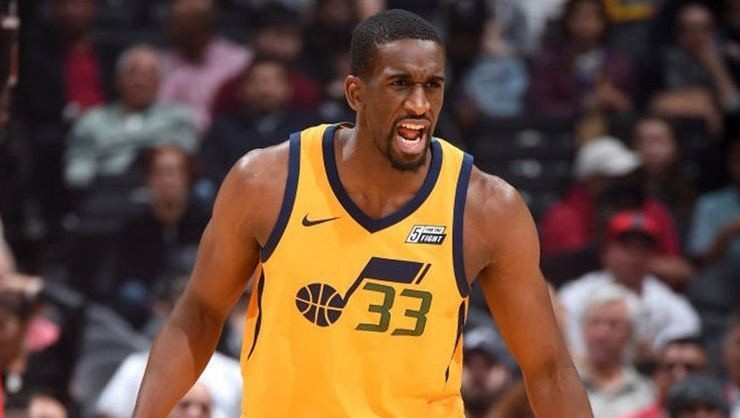 Ekpe Udoh Çin'e gidiyor.