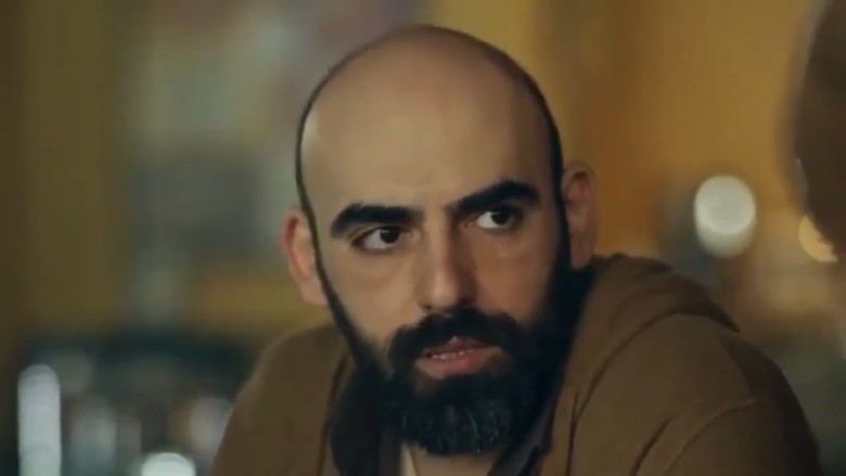 "Yahşi günde yar yahşidir yaman günde yetiş gardaş."