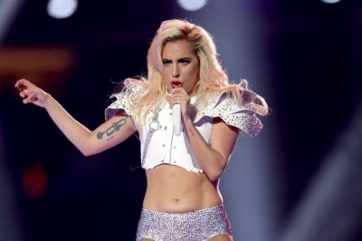 Lady Gaga, Avrupa' Daki Tüm Konserlerini İptal Etti!