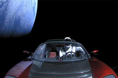 Tesla,SpaceX Projesi İle Mars'a Araba Yolladı