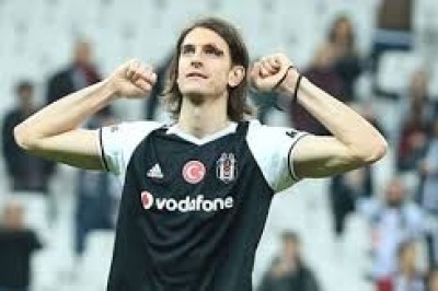 Atınç Nukan Yarın Tekrar Ameliyat Oluyor!