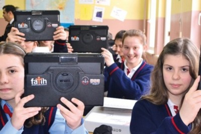 Milli Eğitim Bakanlığı Fatih Projesi Kapsamında Dağıtılacağı Söylenen Ancak Depolara Mahküm Edilen Tabletler Değerlendirmeye Gidecek