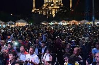 Ramazan Sokağına Büyük İlgi...