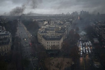 Puy-en-Velay 'da Macron'a Protesto