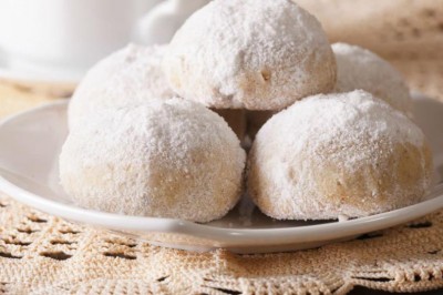 Sadece 4 Malzemeli Kurabiye Tarifi