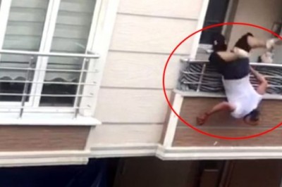 Tencere Fırlatırken Balkondan Düştü
