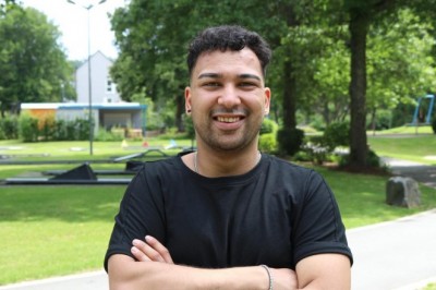 Almanya'nın Türkçe rap ekolünü müziğine yansıtıyor