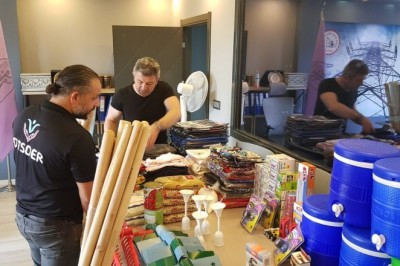 Elektrikçiler Elektronikçiler Esnaf Odası da mağdurlara kayıtsız kalmadı