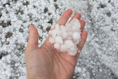 Kayseri'de dolu yağışı etkili oldu