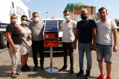 3 kardeşten, yangın bölgesine güneş ve ay enerjisi paneli