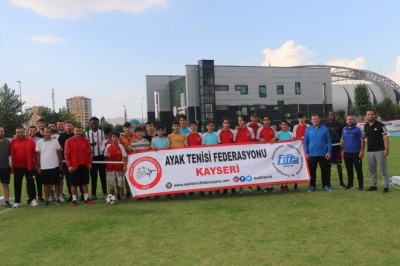 Ayak Tenisi İl Birinciliği başladı