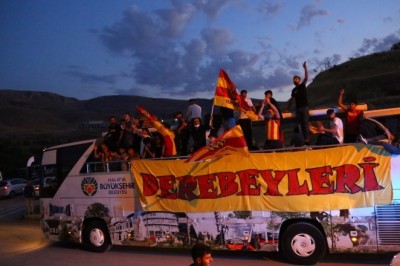 Yeni Malatyaspor’a taraftardan moral ziyareti