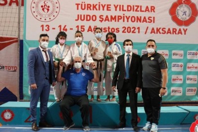 Kağıtsporlu judocular gelecek için umut verdi