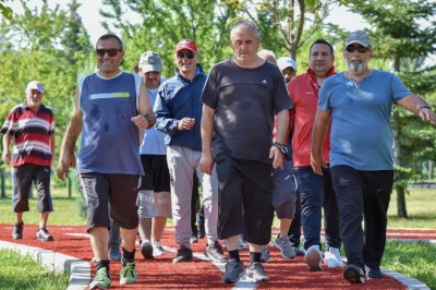 Başkentliler güne büyükşehir parklarında sabah sporuyla başlıyor