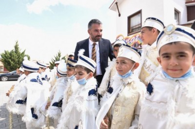 Pursaklar Belediyesinden toplu sünnet şöleni