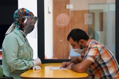 Özgün tedavi yöntemiyle engelleri aşıyorlar