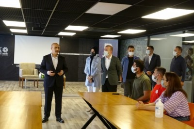 Türkiye Belediyeler Birliği Kongresi’ne ve Ankara Buluşması'na gidecek olan 60 öğrenci Mardin’den uğurlandı