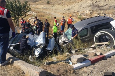 Başkent'te zincirleme kaza: 1 ölü, 6 yaralı