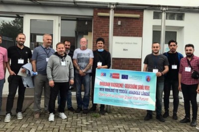 Muş’tan Almanya’ya eğitim için giden öğretmenler yurda geri döndü