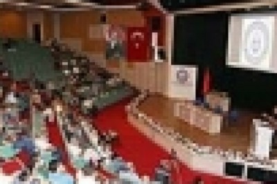 ADÜ'de 'Beyazıt Yılmaz ve Mustafa Kemerli Zorunlu Antrenör Gelişim Semineri' gerçekleşti