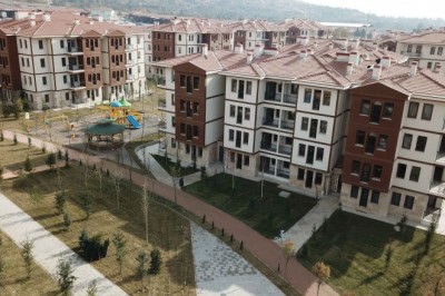 Afetlerde yaralar TOKİ eliyle sarılıyor