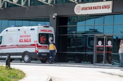 Alüminyum pres makinesine ayağını sıkıştıran işçi yaralandı