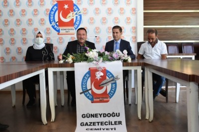 Başkan Beyoğlu GGC yönetimi ile bir araya geldi