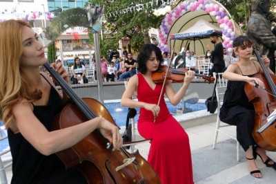 Van’ın ilk ve tek sanat atölyesine görkemli açılış