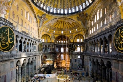 Ayasofya Tadilata Girecek