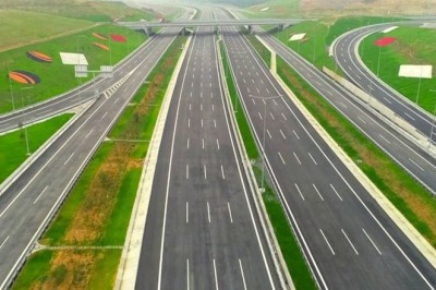 Otoyollarda Hız Sınırı Düzenlemesine Gidildi